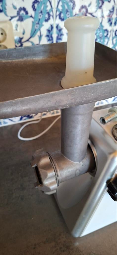 Bestron Vleesmolen AMG600 - Krachtig en Veelzijdig, 4 liter of meer, Ophalen of Verzenden, 3 snelheden of meer