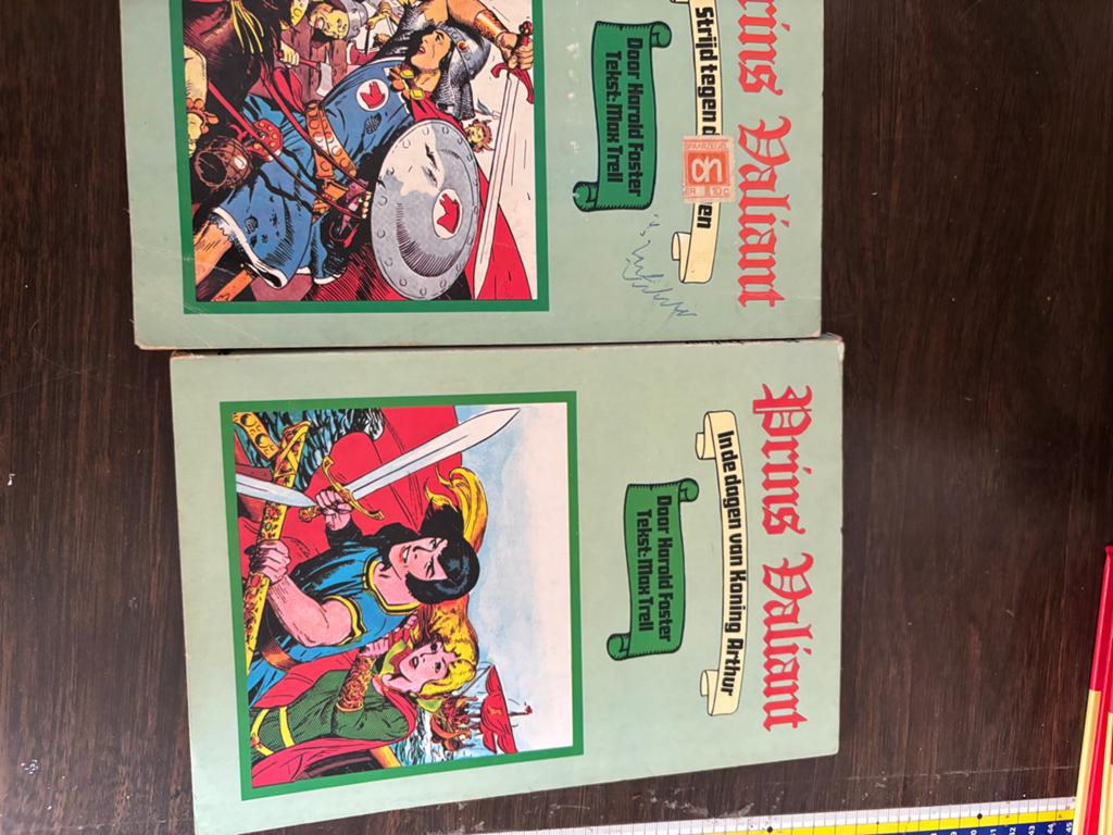 Prins Valiant - Deel 1 & 2 - Strijd tegen de Hunnen, Meerdere stripboeken, Ophalen, Gelezen