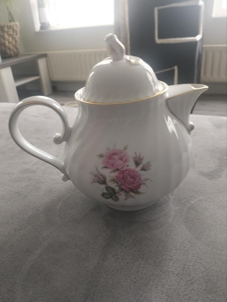 Vintage Porseleinen Theepot van ak Kaiser, Ophalen