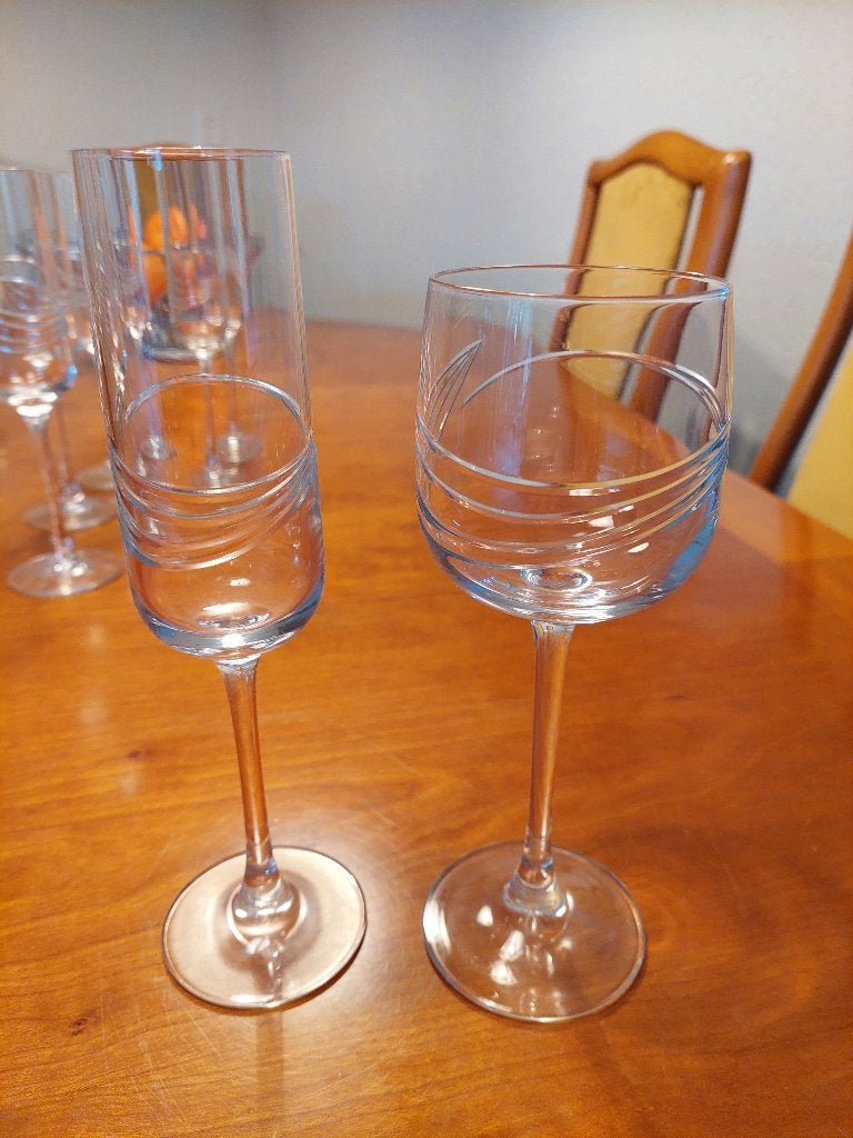 Elegant geslepen kristallen wijnglazen en flûtes, Antiek en Kunst, Ophalen of Verzenden