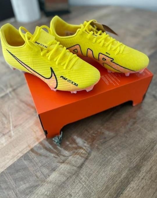 NIEUW | NIKE MERCURIAL voetbalschoenen maat 39, Maat XS of kleiner, Schoenen, Nieuw, Ophalen of Verzenden