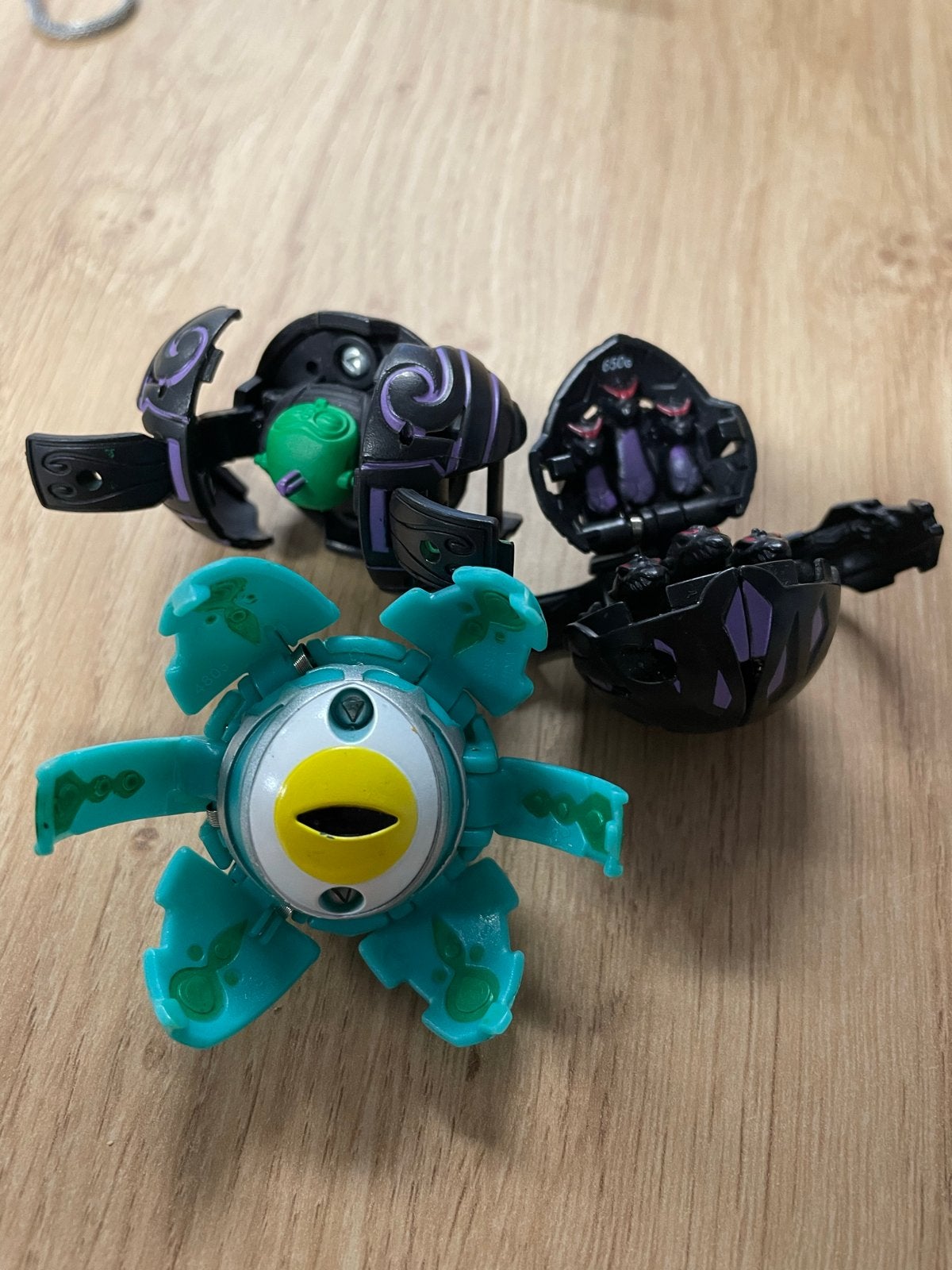 Bakugan Battle Brawlers figuren set - 2 stuks, Ophalen of Verzenden, Gebruikt, Jongen of Meisje