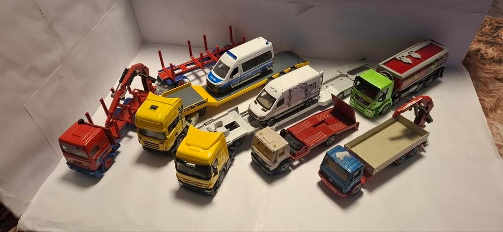 Diverse 1:50 Modellen, Ophalen of Verzenden, Bus of Vrachtwagen