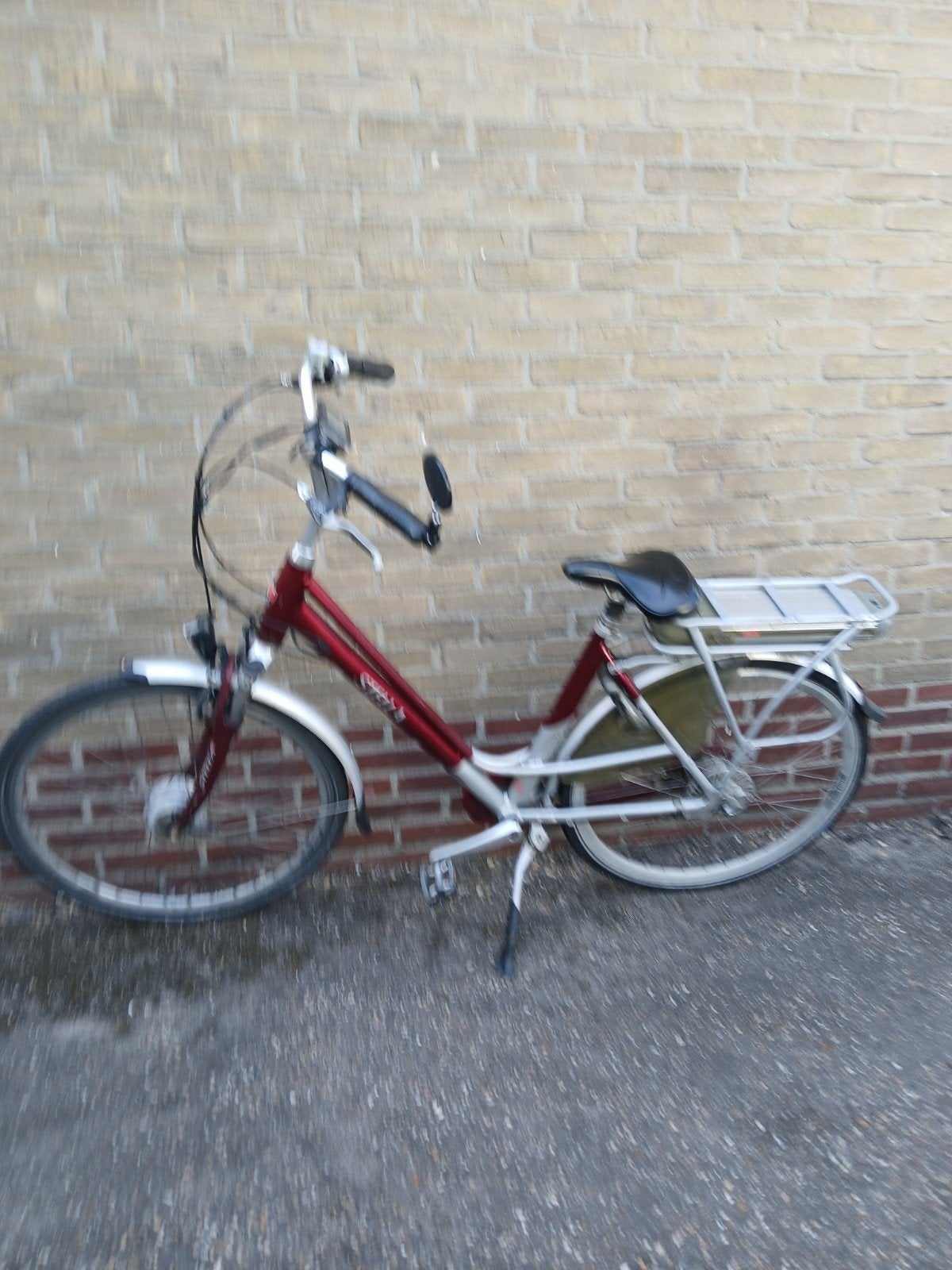 rode stella fiets moet een nieuwe accu in, Ophalen, Gebruikt, Overige merken