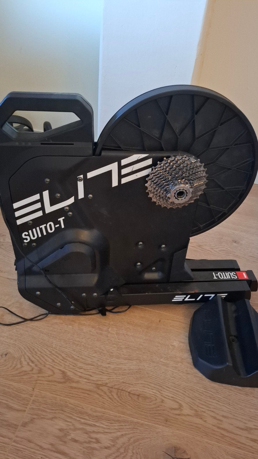 Elite Suito-T fietstrainer met cassette 11-28, Fietsen en Brommers, Fietsonderdelen, Elektrische fiets, Gebruikt, Overige typen