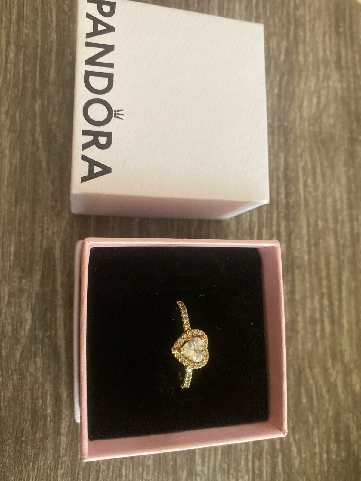 Pandora Elevated Heart Ring - Nieuw en ongedragen, Met kristal, Overige materialen, Nieuw, Ophalen of Verzenden