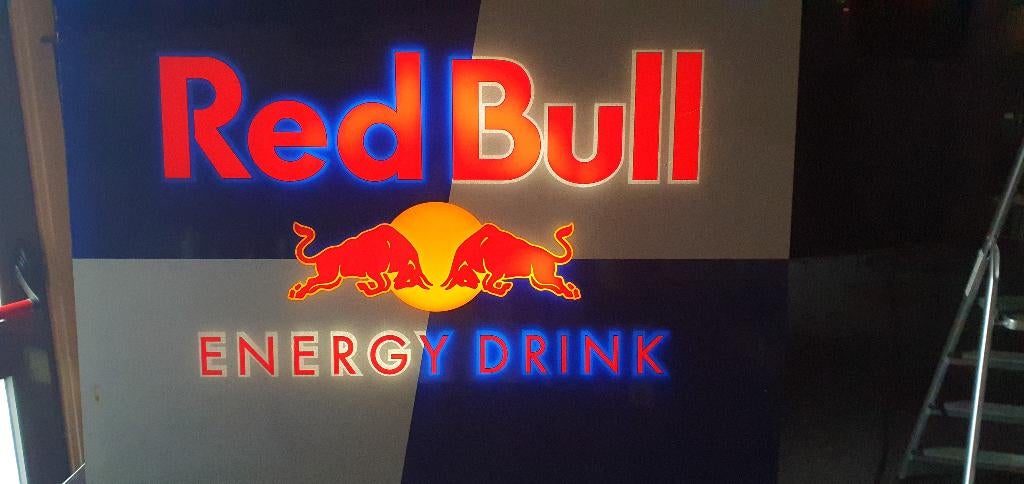 Lichtbak Red Bull, Verzamelen, Merken en Reclamevoorwerpen, Ophalen, Zo goed als nieuw, Lichtbak of (neon) lamp