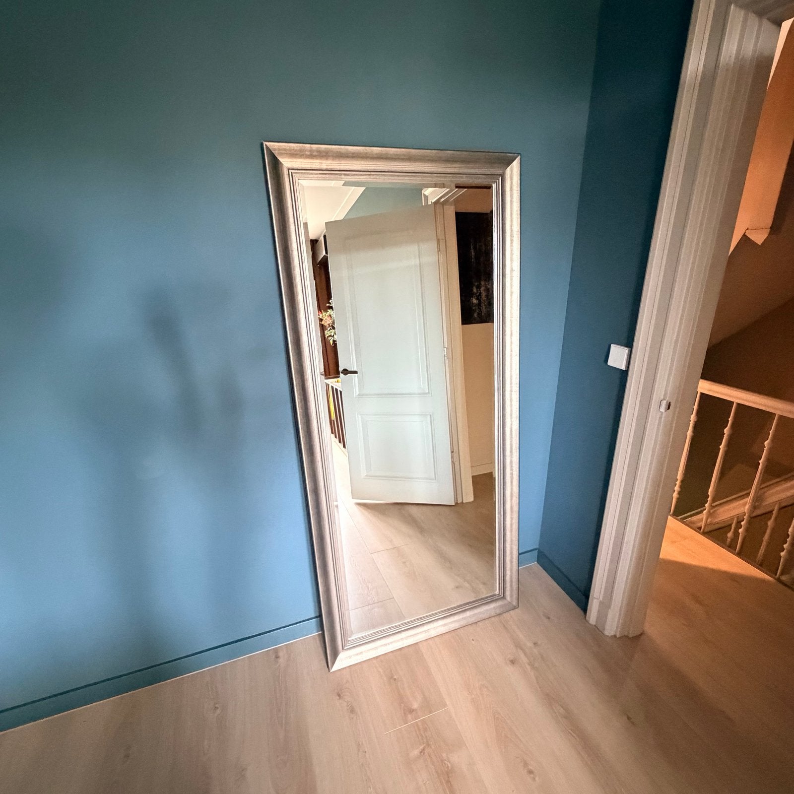 Grote spiegel met licht bronze lijst, Huis en Inrichting, Woonaccessoires | Spiegels, Ophalen, Gebruikt, 75 tot 100 cm, 150 tot 200 cm