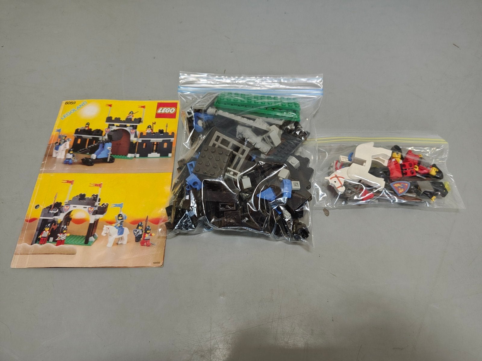 Lego 6059 Knight's Stronghold, Ophalen of Verzenden, Zo goed als nieuw