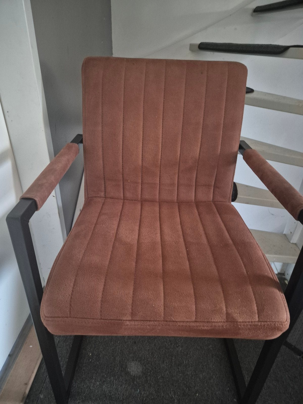Stoel in cognac kleur - Goede staat, Huis en Inrichting, Stoelen, Gebruikt, Bruin, Ophalen of Verzenden, Stof