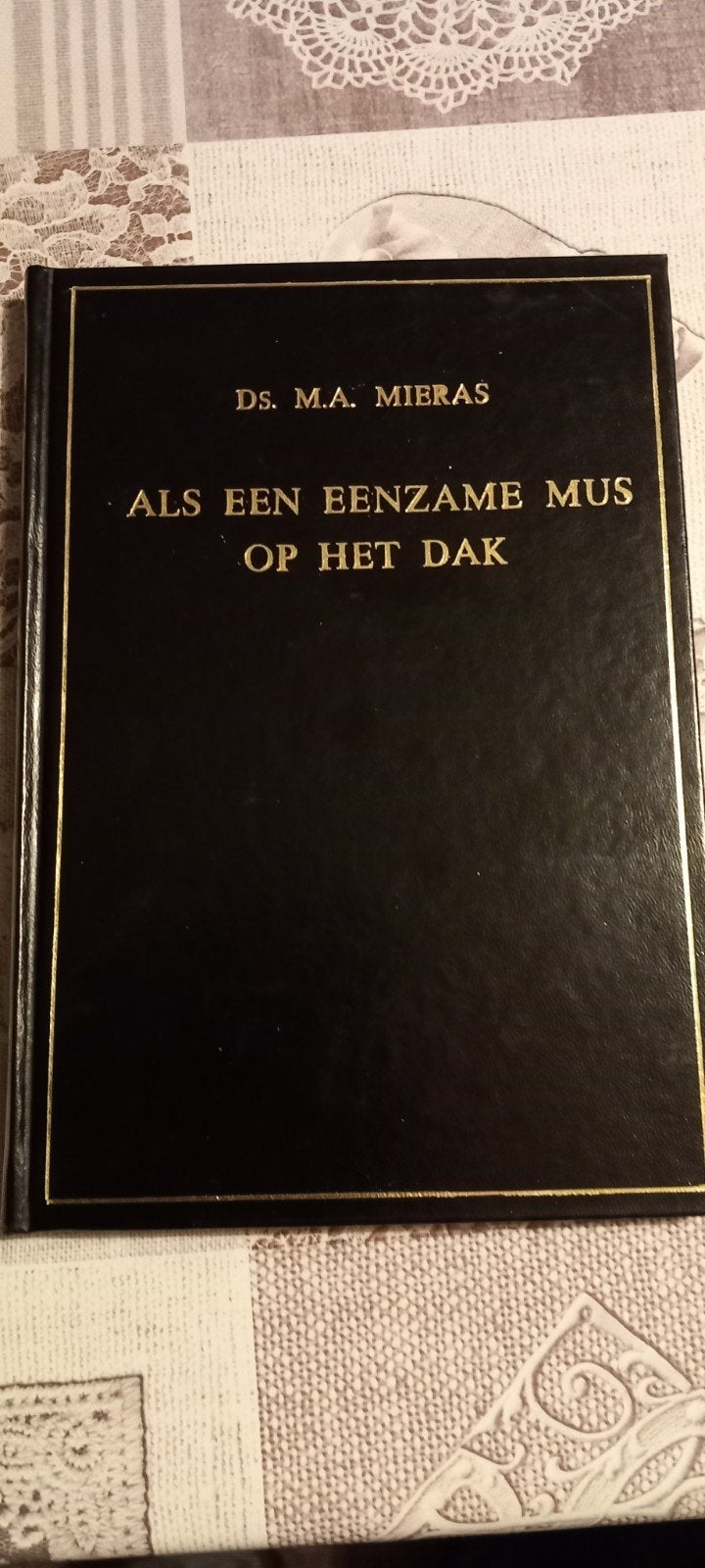 Als een eenzame mus op het dak., Ophalen of Verzenden, Zo goed als nieuw