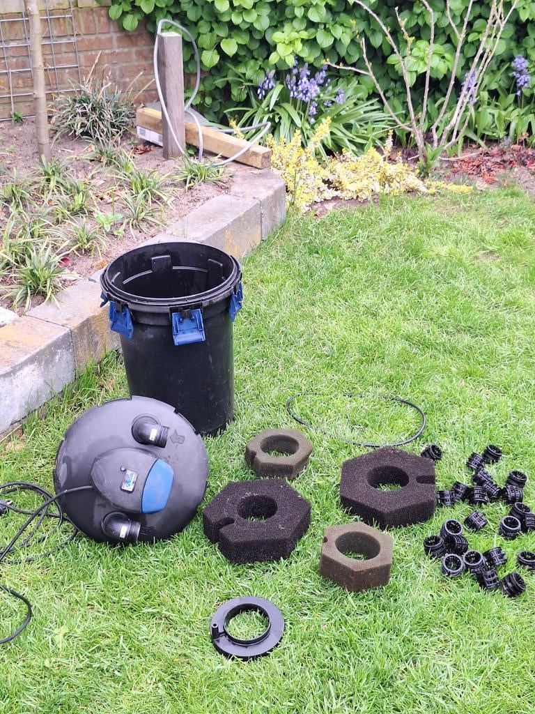Oase drukfilter met 11w UV lamp voor heldere vijver, Tuin en Terras, Vijver-toebehoren, Ophalen, Gebruikt, Vijverfilter