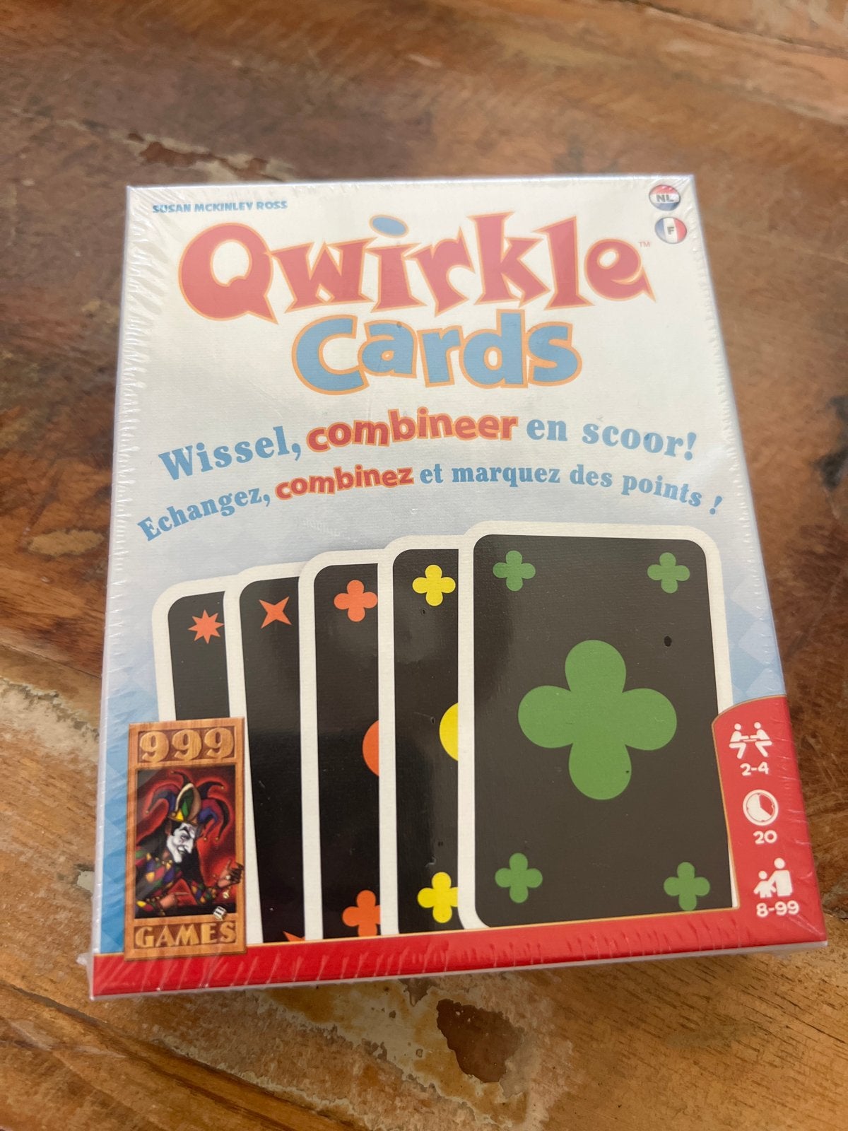 NIEUW - Qwirkle Cards: Wissel, combineer en scoor!, Hobby en Vrije tijd, Drie of vier spelers, Ophalen of Verzenden, Nieuw