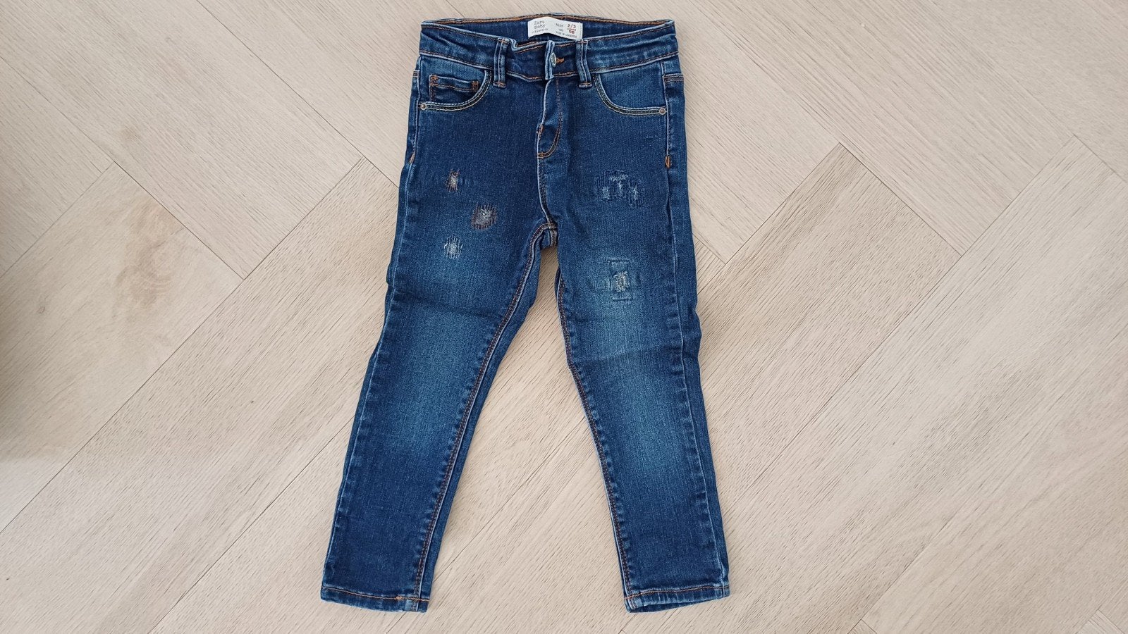 Stoere kinderjeans - Zara Baby - Maat 98, Ophalen of Verzenden, Gebruikt, Zara Baby, Jongen of Meisje