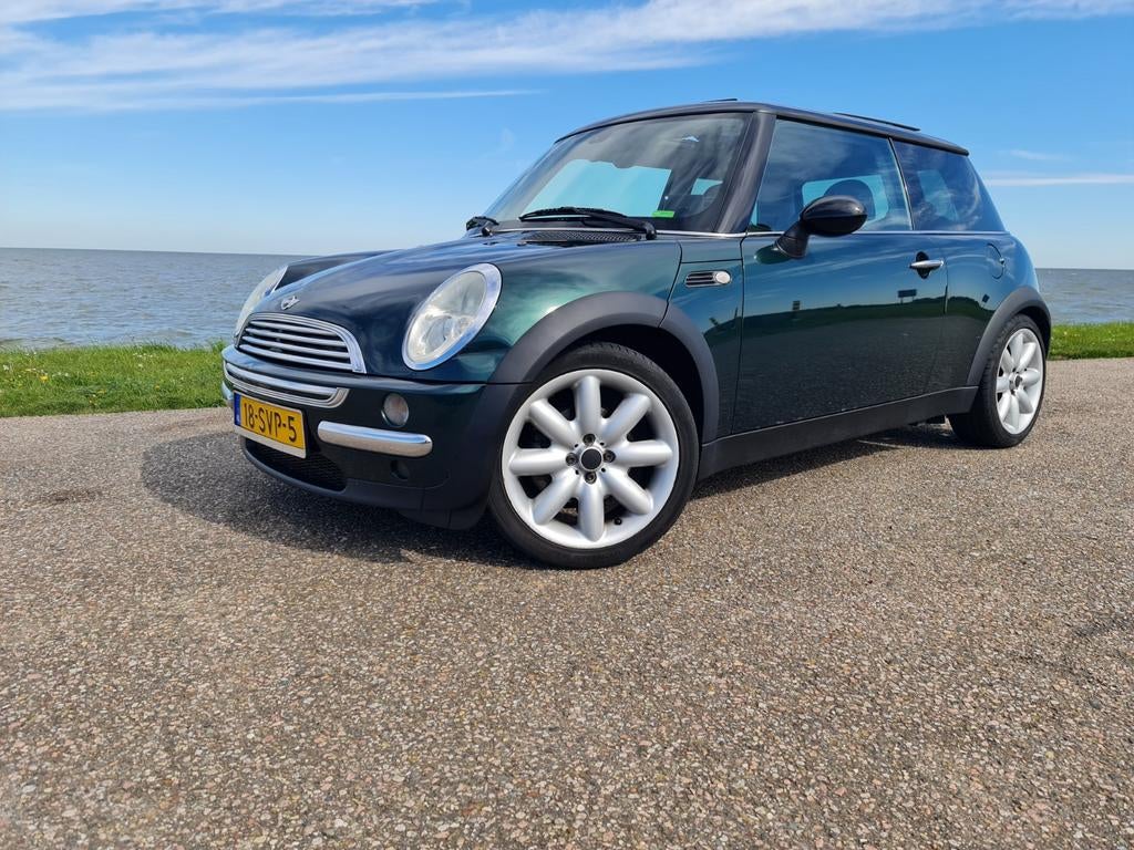 Mini 1.6 16V Cooper 2003 Groen, Auto's, Mini, Voorwielaandrijving, 15 km/l, Zwart, 4 stoelen