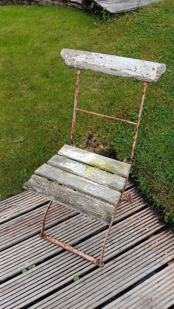 Oude antiek houten tuinstoel, inklapbaar, Huis en Inrichting, Stoelen, Gebruikt, Overige kleuren, Rustiek, Vintage, Brocante, Ophalen of Verzenden