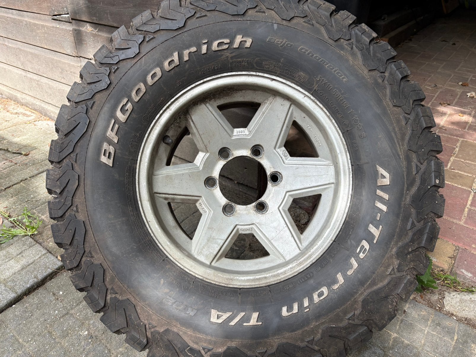 Set BF Goodrich banden T/A all terrain 4x4 (2021) op velg, Ophalen, 265 mm, BF Goodrich, All Season