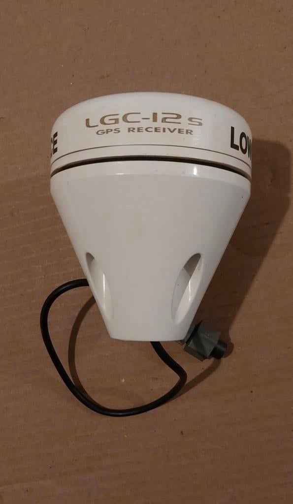 Lowrance LGC-12S gps receiver, Ophalen of Verzenden, Zo goed als nieuw, Gps of Kompas