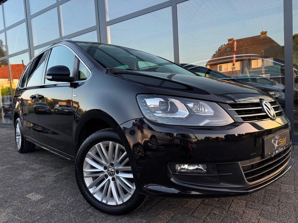 Volkswagen Sharan 1.4 TSI Highline Camera, Voorwielaandrijving, 15 km/l, Gebruikt, Zwart