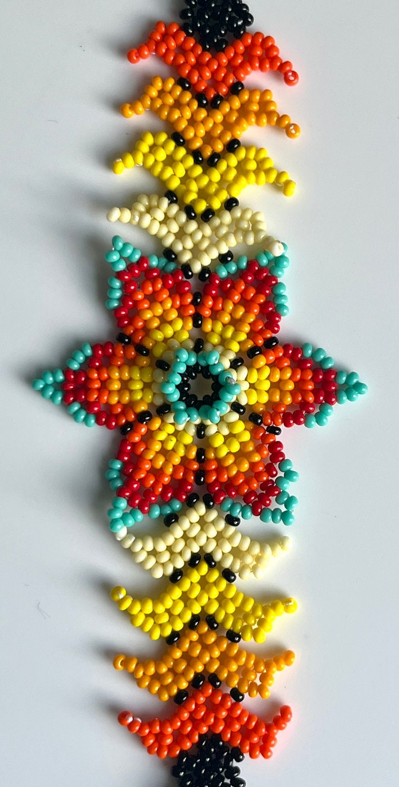 Mooie, kleurrijke armband uit Mexico-kraaltjes-NIEUW!, Ophalen of Verzenden, Nieuw, Geel, Met bedels of kralen