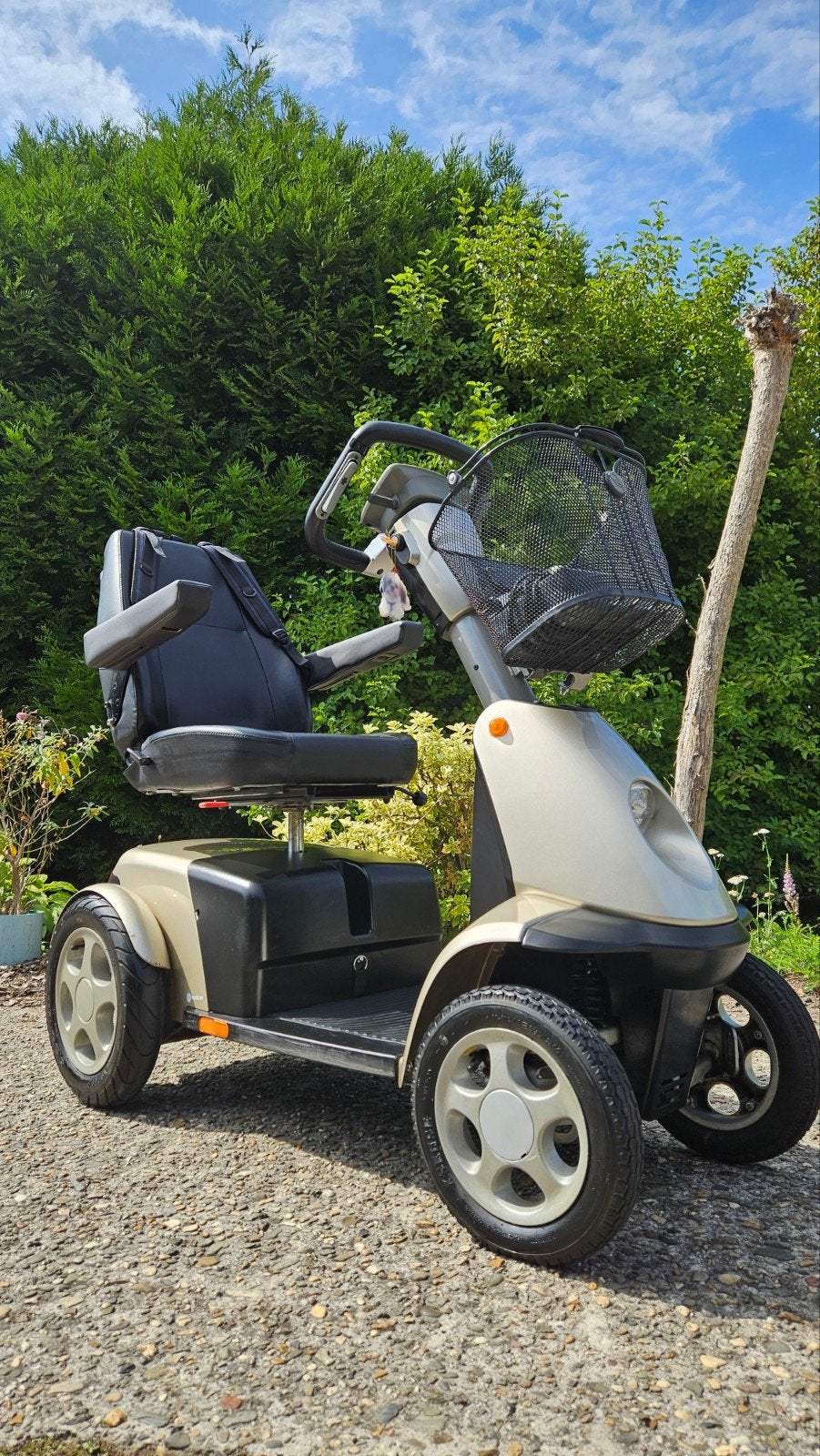 Trophy6 scootmobiel, stabiele 4wiel scootmobiel, Ophalen, Zo goed als nieuw