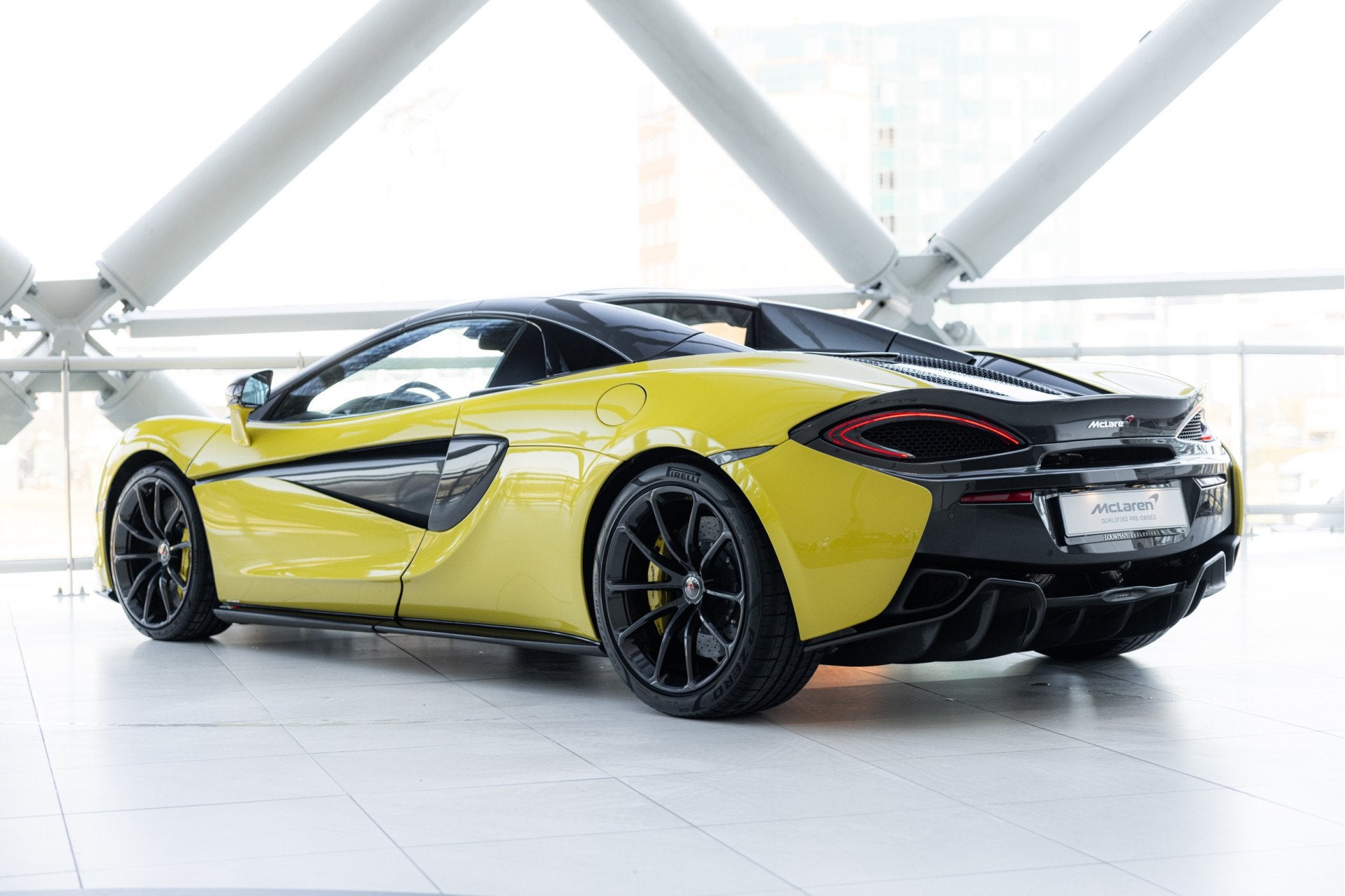 McLaren 570S Spider 3.8 V8 | Carbon Ext | Bucketseats | BTW, Auto's, Automaat, Dealer onderhouden, Achterwielaandrijving, Gebruikt