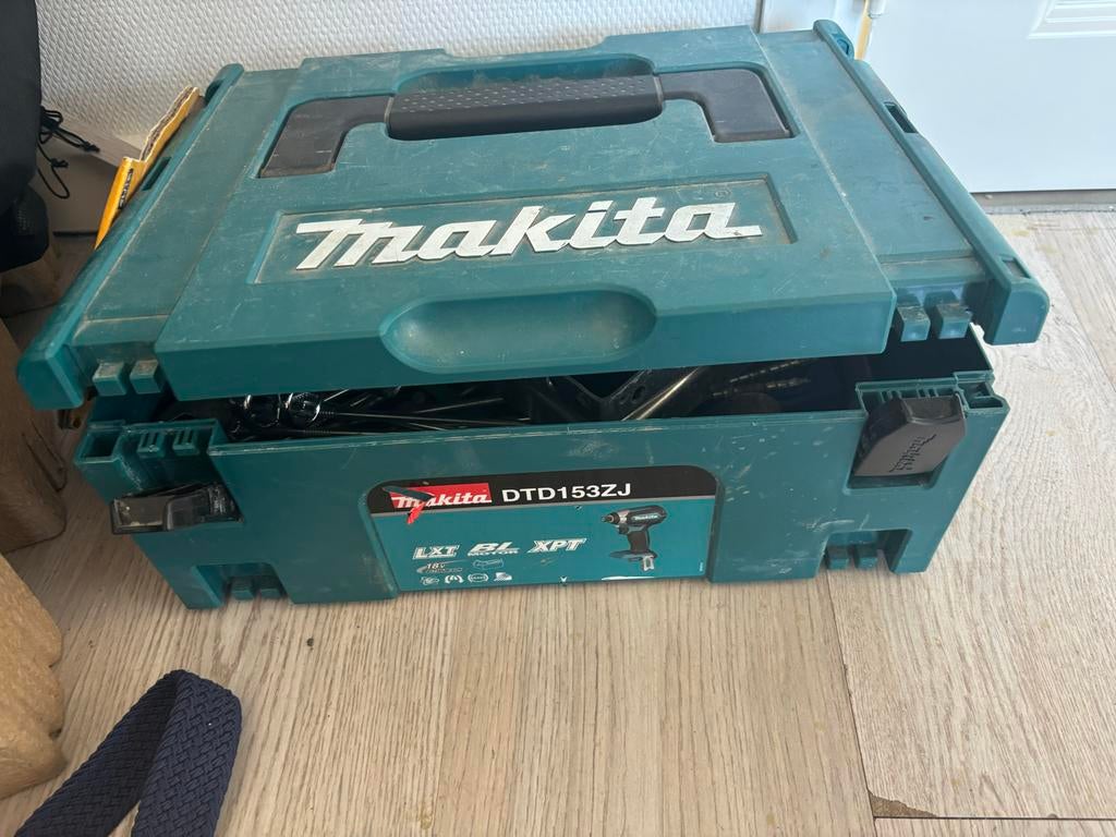 Makita gereedschapskist en gereedschapswagen, Ophalen, Zo goed als nieuw