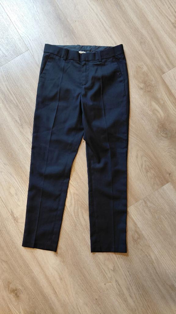 Nieuwe H&M kostuumpantalon / zwarte broek maat 146, Kinderen en Baby's, Kinderkleding | Maat 146, Ophalen of Verzenden, Nieuw
