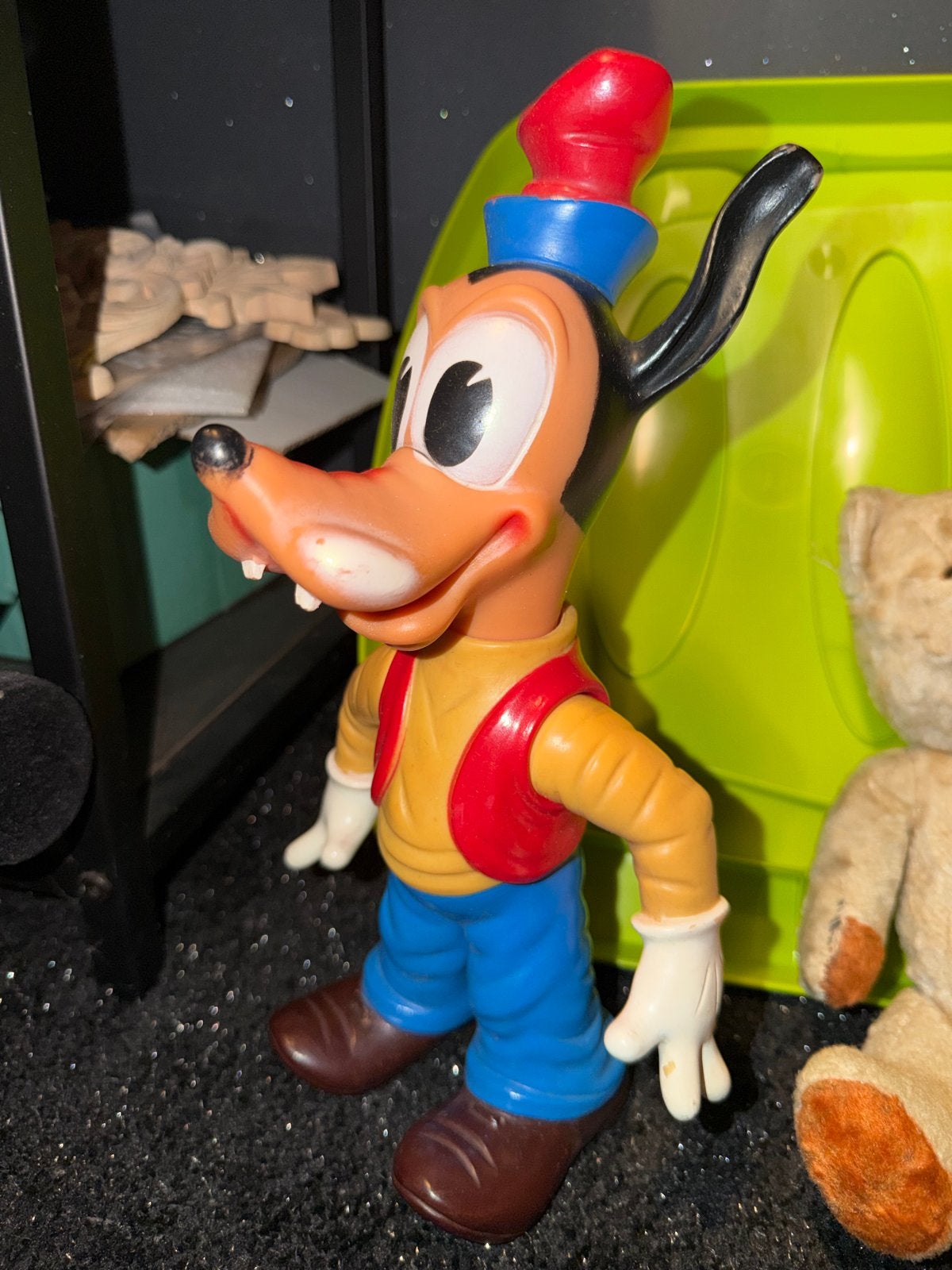 Vintage Goofy figuur - Disney Productions Made in Italy, Ophalen of Verzenden, Goofy of Pluto, Gebruikt, Beeldje of Figuurtje