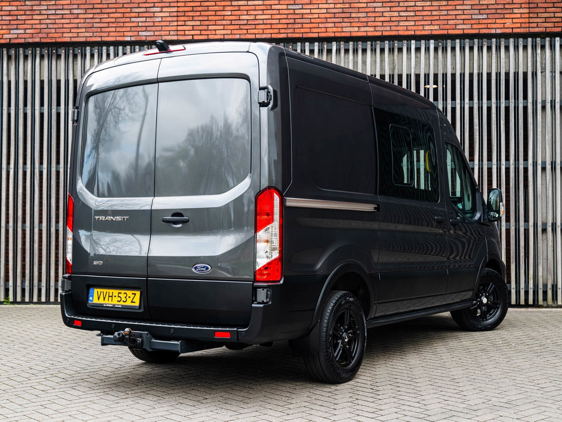 Ford Transit 350 2.0 TDCi 170pk L2H2 4X4 5-Pers. |Leder|Came, Auto's, Bestelauto's, 4 cilinders, 2374 kg, Bedrijf, Vierwielaandrijving