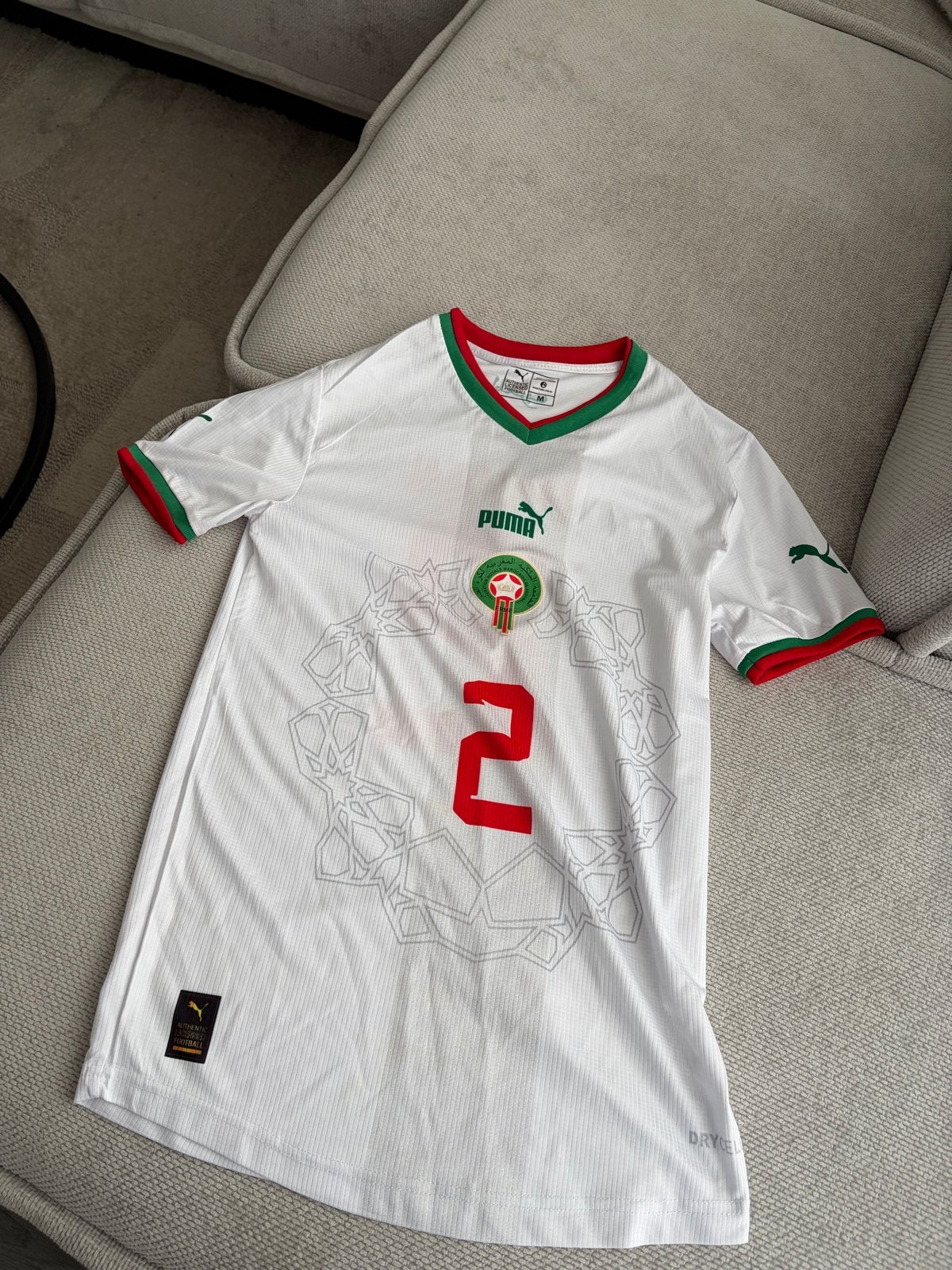 Marokko Thuisshirt WK 2022 Hakimi #2 Maat M Voelt als S, Maat M, Ophalen of Verzenden, Zo goed als nieuw, Shirt