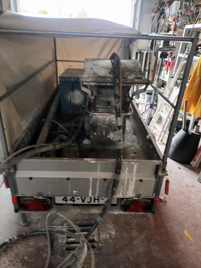Spuitmachine compleet met aanhanger, 220V, Ophalen of Verzenden