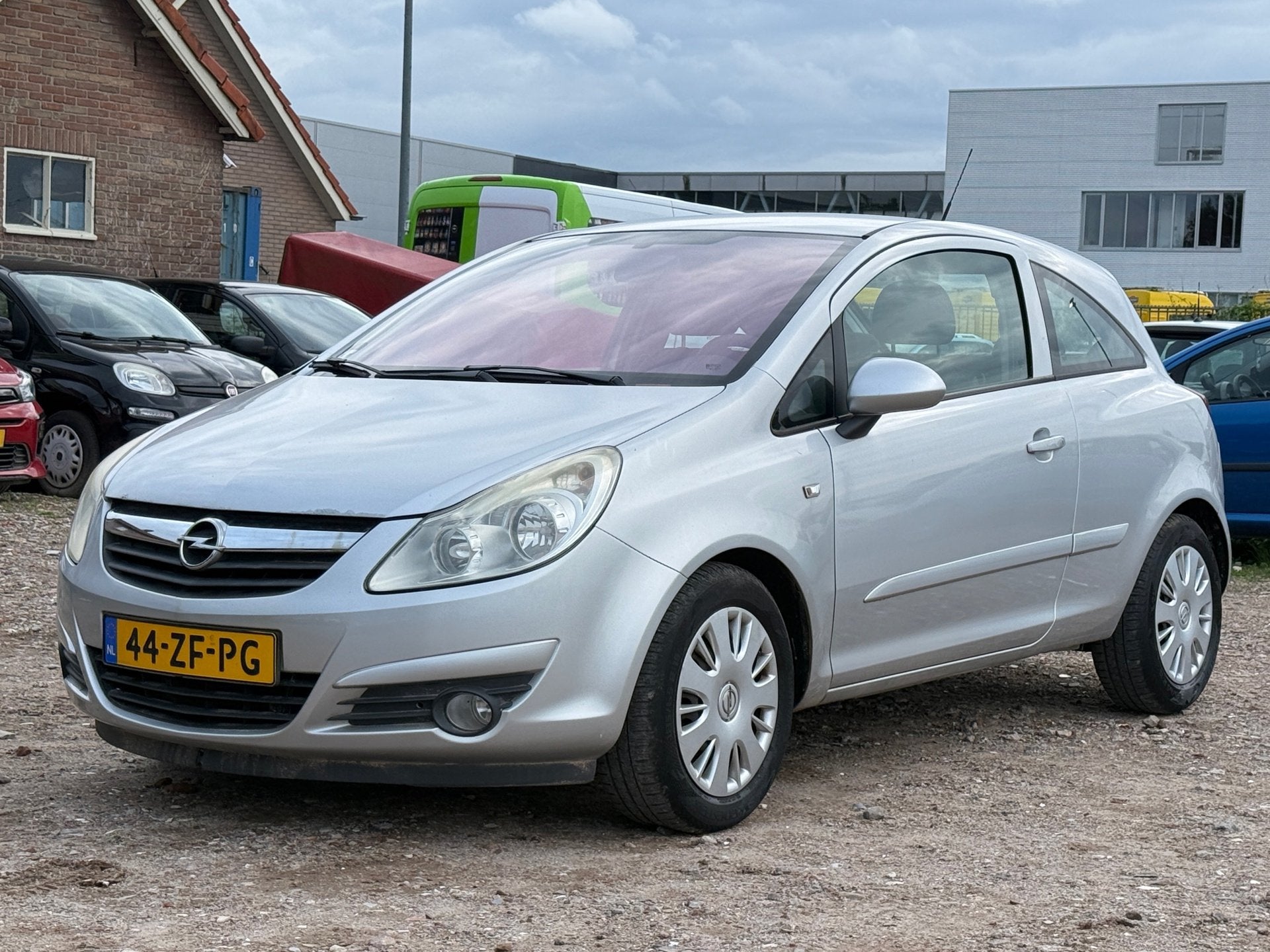 Opel Corsa 1.2-16V Enjoy/ VOLLEDIG ONDERHOUDEN, Auto's, Opel, Voorwielaandrijving, 4 cilinders, 1229 cc, Origineel Nederlands