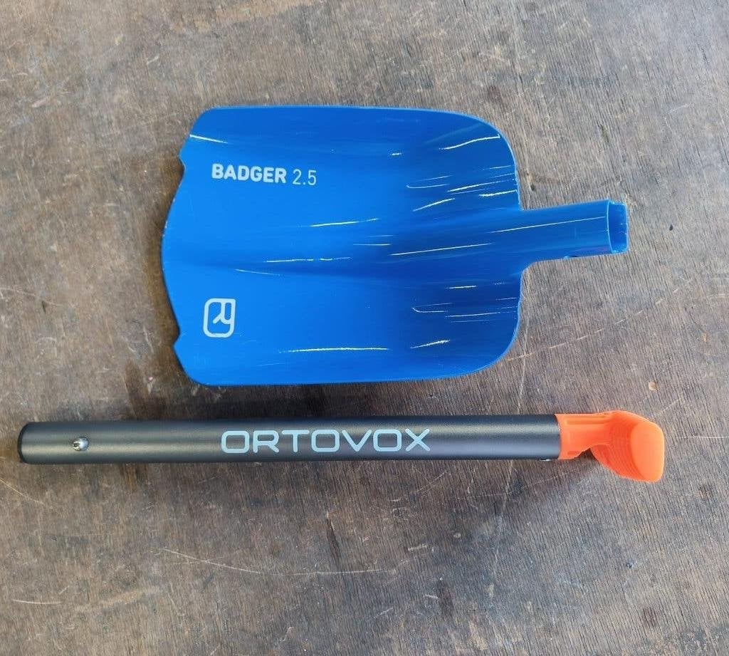 Ortovox Badger 2.5 sneeuwschep / lawine uitrusting, Sport en Fitness, Overige merken, Gebruikt, Overige typen, Ophalen of Verzenden