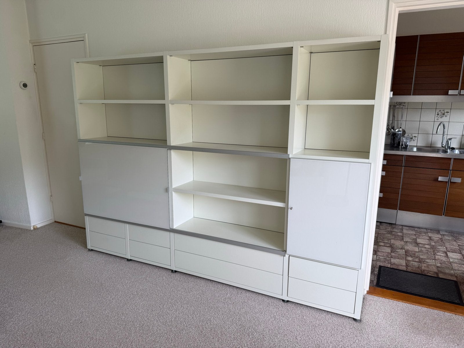 Hülsta Witte Kast met Lades, Vakken en TV-deur, Ophalen, Zo goed als nieuw, 200 cm of meer, 150 tot 200 cm
