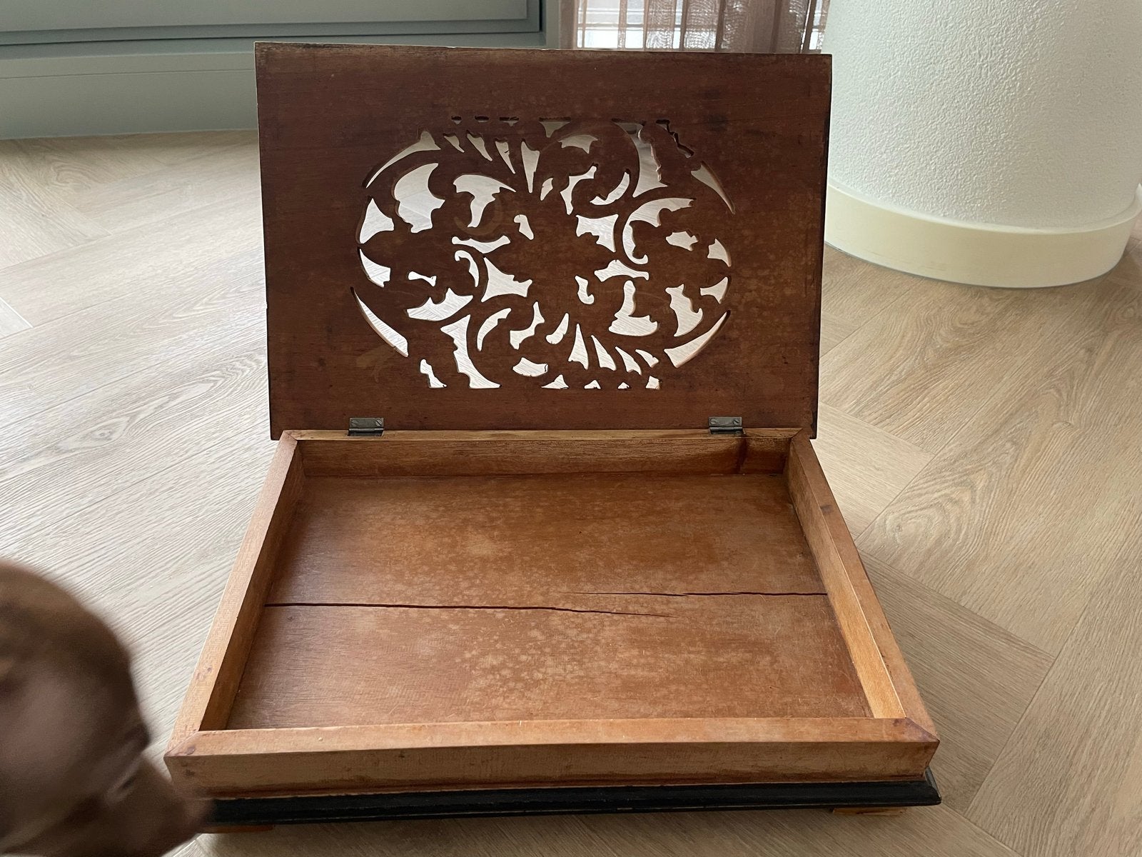 Decoratieve Indonesische doos met houtsnijwerk, Ophalen of Verzenden