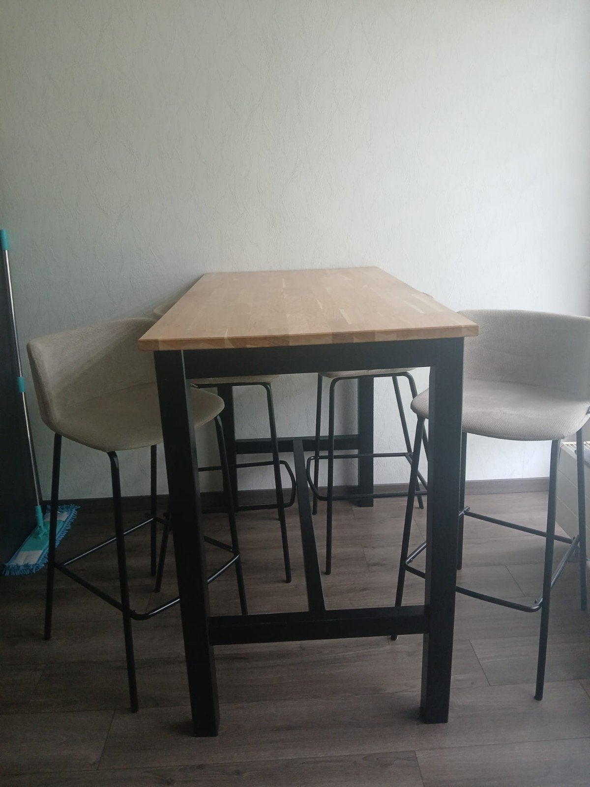 Bartafel met krukken, Ophalen, Gebruikt, Met voetsteun, 90 cm of meer