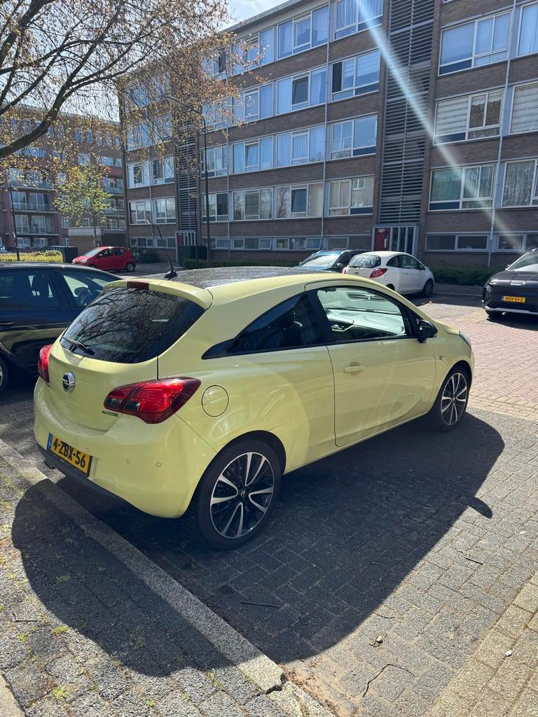Opel Corsa 1.0T 66KW/90PK 3D 2014 Groen, Auto's, Voorwielaandrijving, 1063 kg, Overige kleuren, Origineel Nederlands