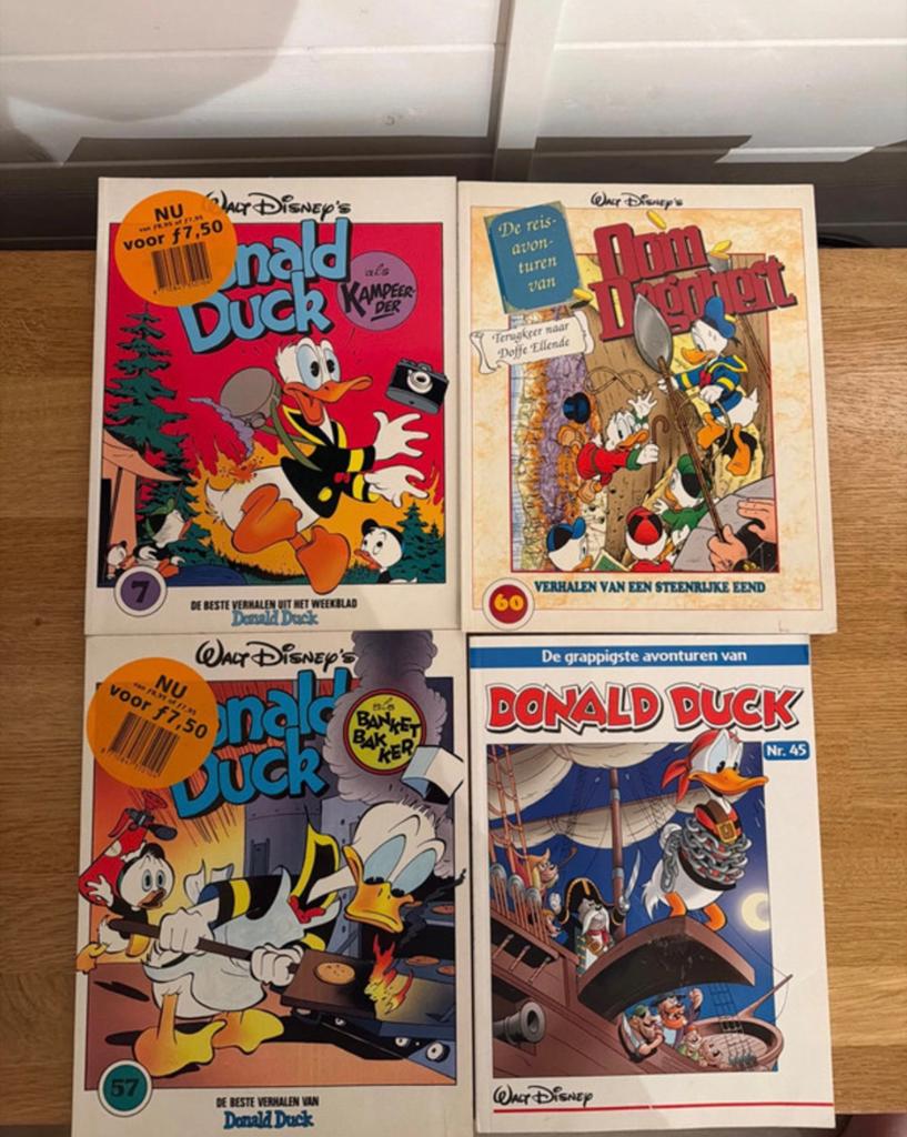 Set van 4 Donald Duck & Oom Dagobert Stripalbums, Boeken, Meerdere comics, Ophalen of Verzenden, Zo goed als nieuw, Europa