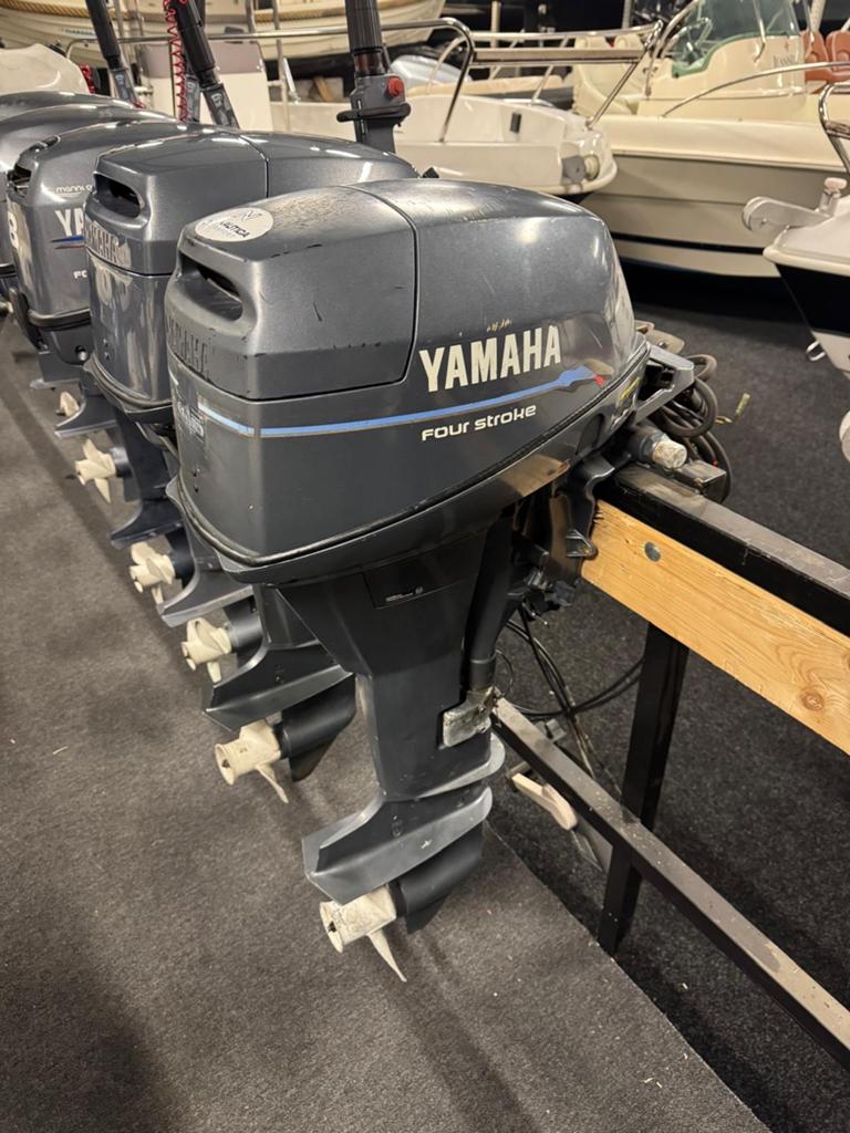 Yamaha 8 pk 4-takt buitenboordmotor, langstaart, elektrisch, Ophalen, Gebruikt, 5 tot 10 pk, Viertaktmotor