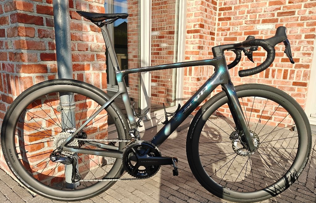Scott Addict RC10, Carbon, Meer dan 20 versnellingen, Schijfrem, 53 tot 57 cm