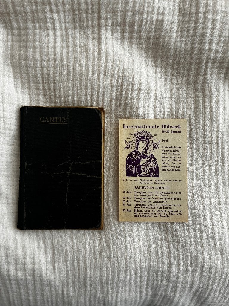 Zangboek Cantus (1932) + Uniek Bidweek-prentje (1948), Ophalen of Verzenden, Gebruikt, Boek, Christendom | Katholiek