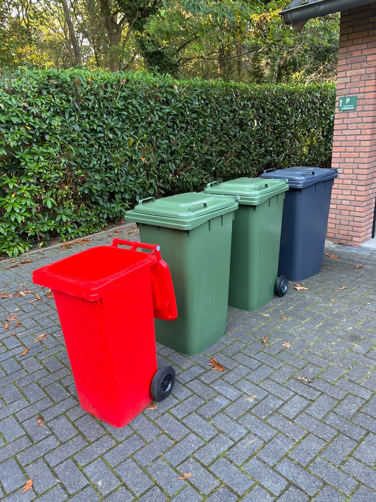 Nieuwe afvalcontainers met transportschade (120L & 240L), 40 liter of meer, Ophalen of Verzenden, Nieuw, Kunststof