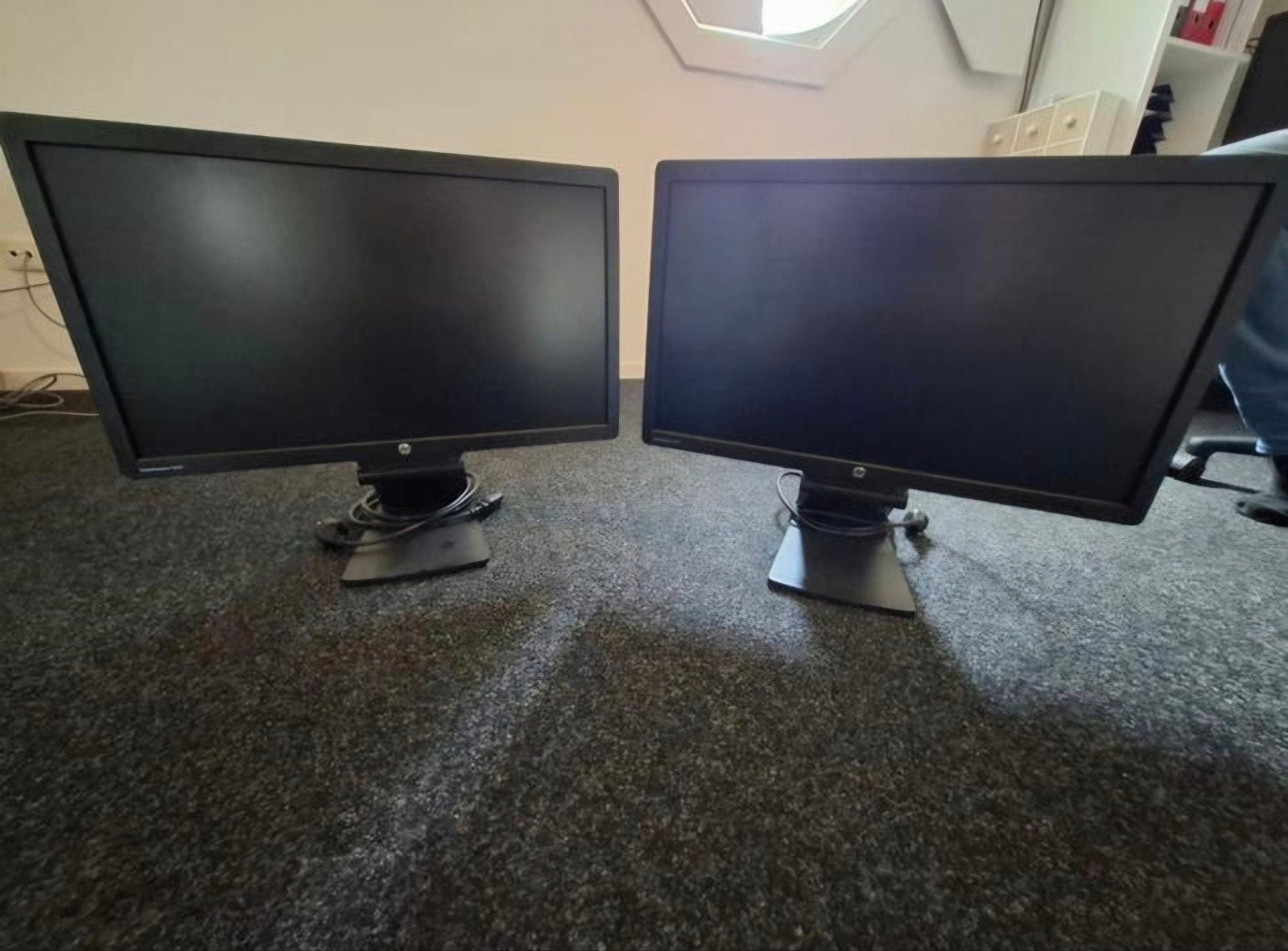 HP EliteDisplay E231, Computers en Software, Monitoren, Ophalen, IPS, In hoogte verstelbaar, Full HD
