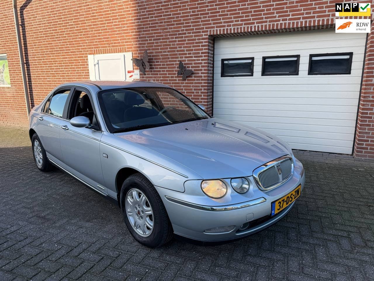 Rover 75 2.0 V6 Club Automaat, LM velgen, Zeer netjes, Auto's, Dealer onderhouden, Gebruikt, Zwart, 150 pk