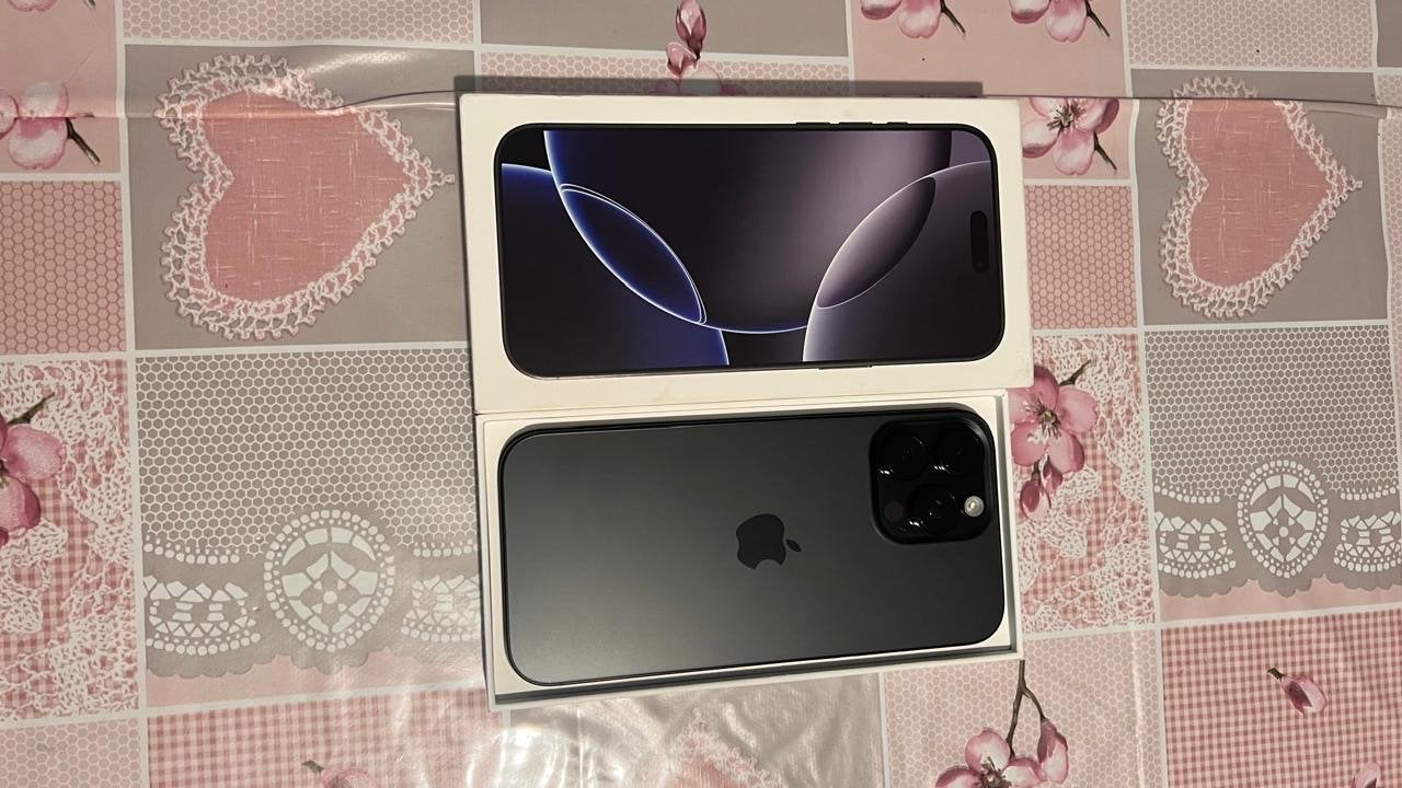 iPhone 16 Pro Max - 256GB - Zwart  - Krasvrij, 256 GB, Zwart, IPhone 16 Pro Max, Ophalen of Verzenden