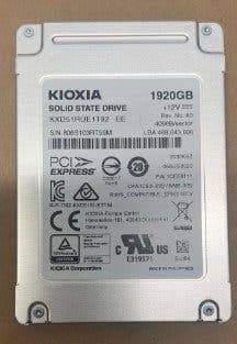 Toshiba Kioxia XD5 KXD51RUE1T92 1.92TB 2.5 inch U.2 NVMe SSD, Intern, SSD, Ophalen of Verzenden, Zo goed als nieuw