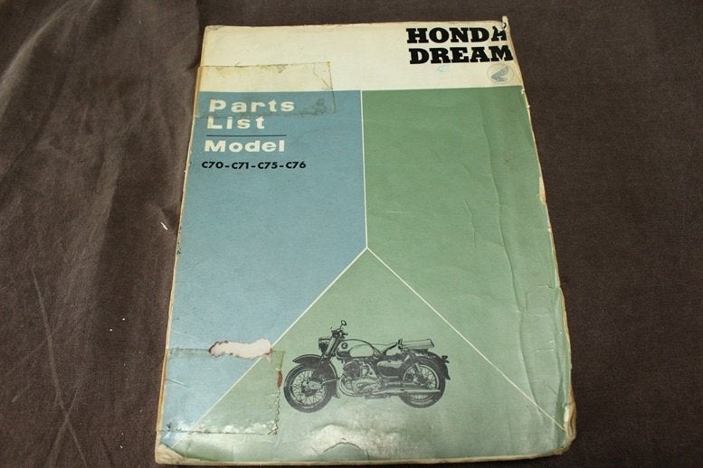 Honda Dream C70 C71 C75 C76 motorcycle parts list, Motoren, Ophalen of Verzenden, Honda