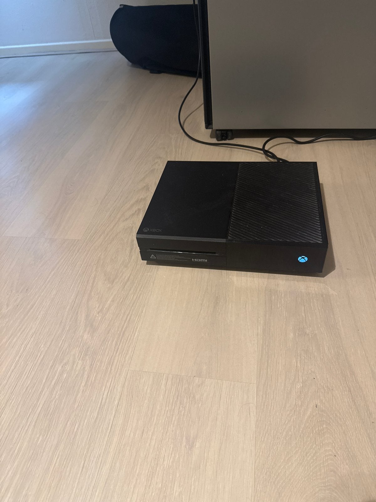 Xbox One S met controller, Ophalen of Verzenden, Zo goed als nieuw