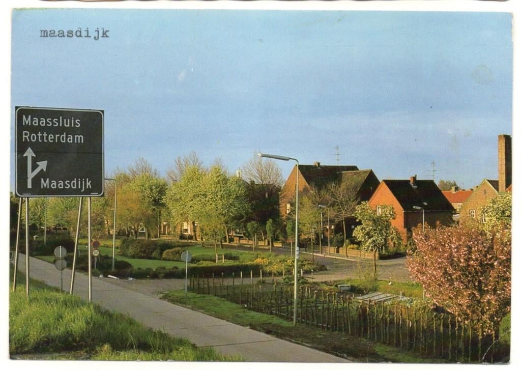Maasdijk Willem III straat met grote ANWB wegwijzer 1982, Ophalen, 1980 tot heden, Gelopen, Zuid-Holland
